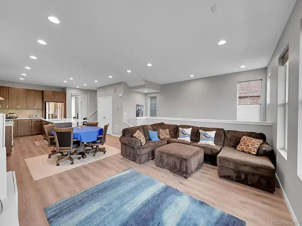 965 Ramblestone LN, Highlands Ranch, CO 80129