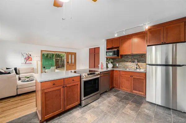 9225 Highland PL, Arvada, CO 80002