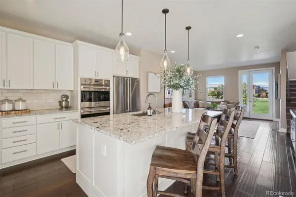 7426 S Logan ST, Littleton, CO 80122