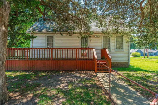 204 E Jemima ST, Clinton, IL 61727