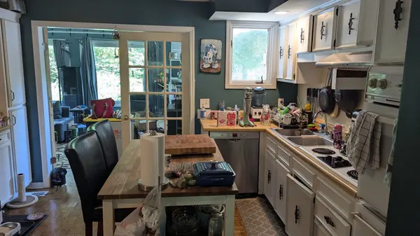 2043 Sunny Side Dr, Brentwood, TN 37027