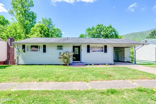 135 Upper Airbase Lane, Briceville, TN 37710