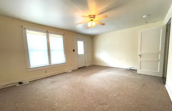 408 Poplar St, Waynesboro, TN 38485