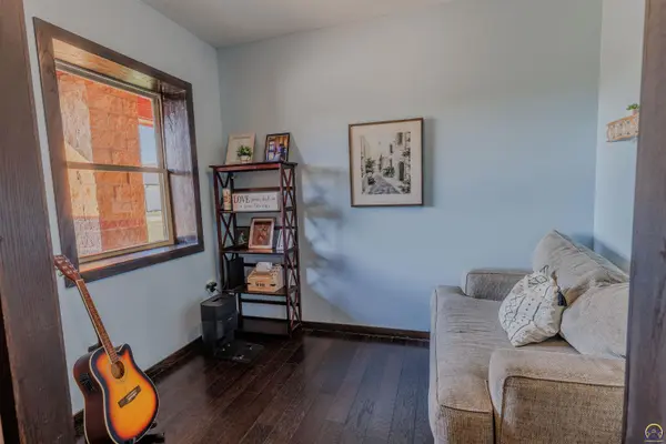 203 E Park AVE, St. Marys, KS 66536