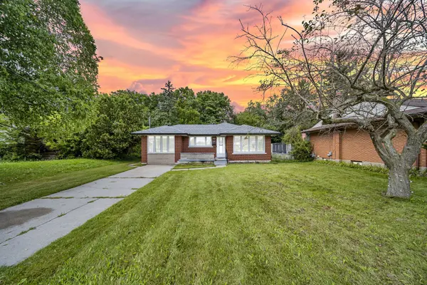 284 Cedar CRES, Cambridge, ON N1S 1X1