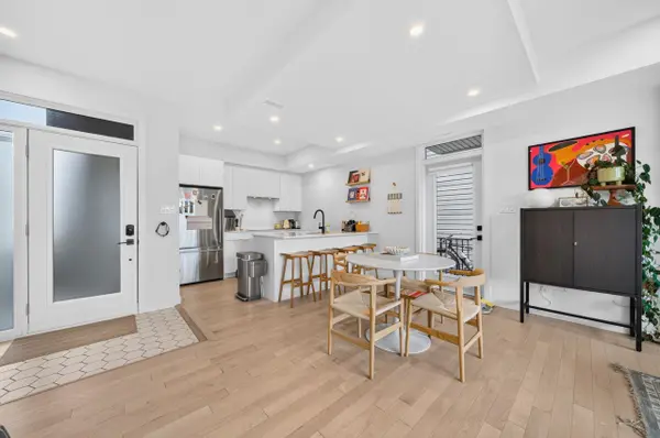 117 Carruthers AVE #B, West Centre Town, ON K1Y 1N4