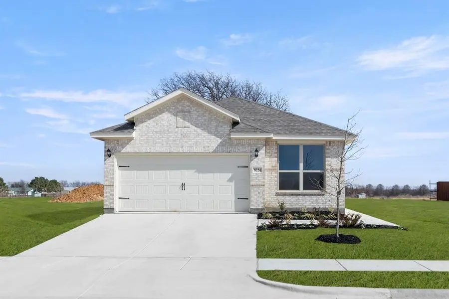 8224 Kingfisher Road, Aubrey, TX 76227