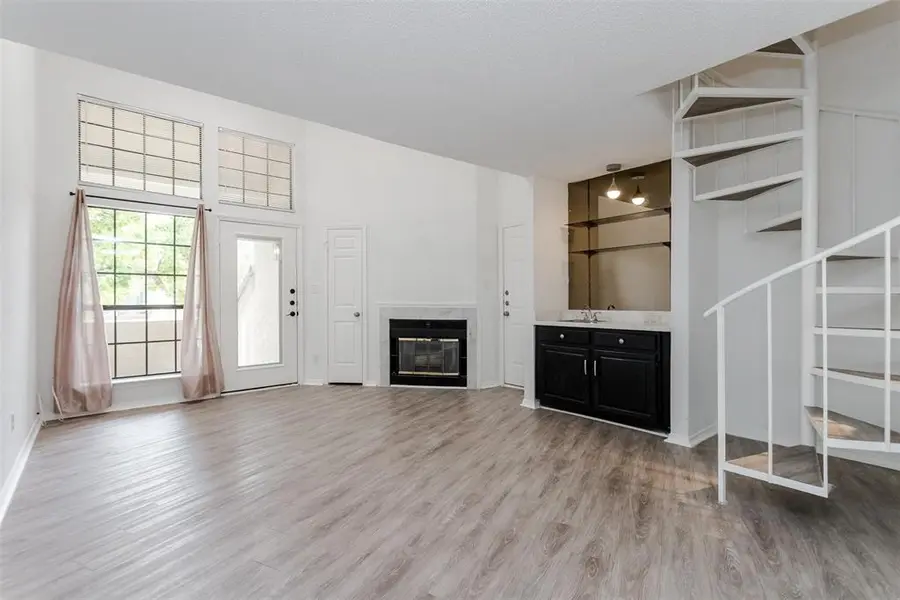 5590 Spring Valley Road #F206, Dallas, TX 75254