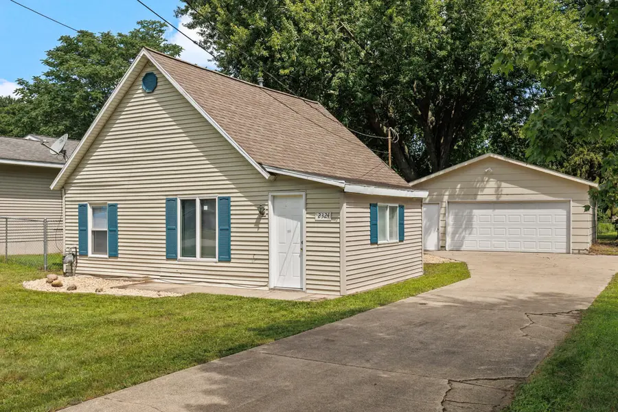2324 Hughes AVE, Norton Shores City, MI 49441