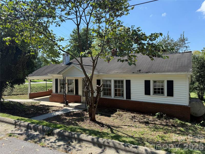 1650 Berkley ST SW, Lenoir, NC 28645