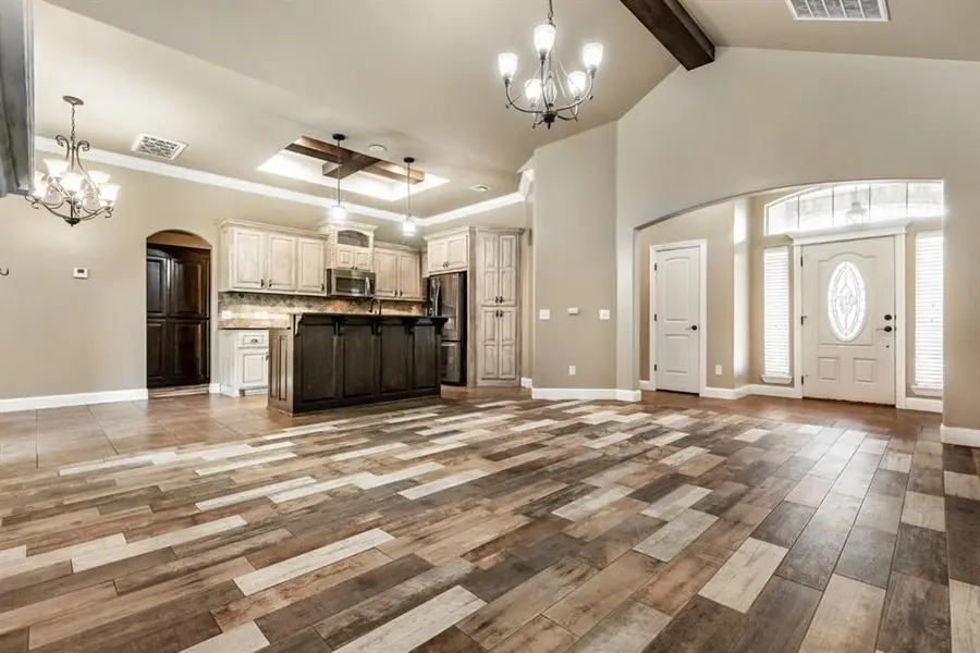 13909 Drakes WAY, Yukon, OK 73099