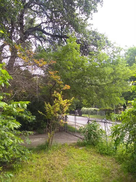 8002 PERSIMMON TRL, Austin, TX 78745