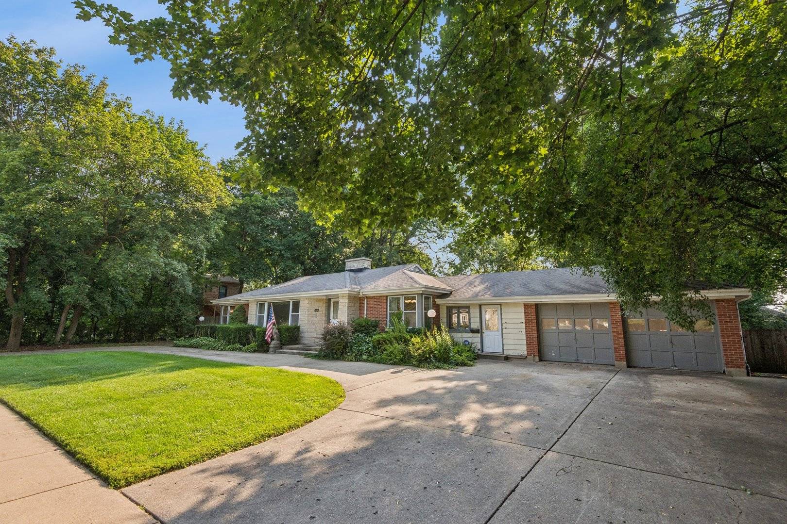412 Dundee AVE, Barrington, IL 60010