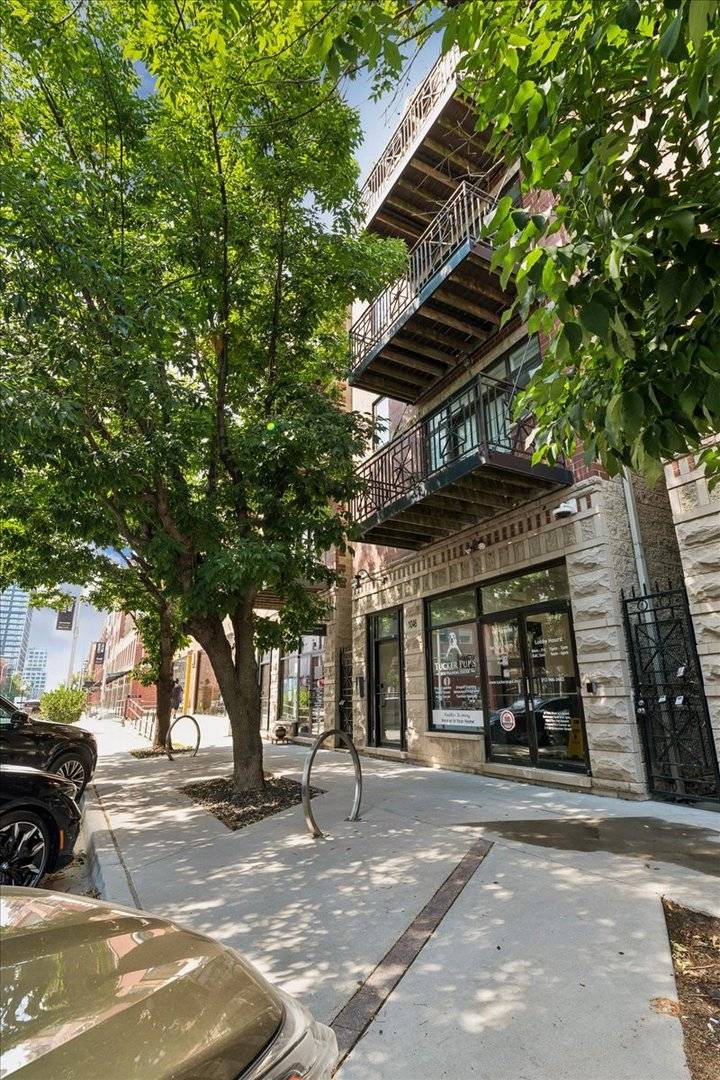 1046 W Fulton Market #3, Chicago, IL 60607