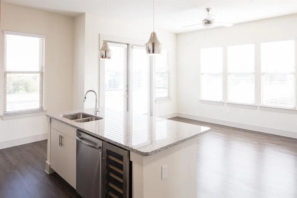 2101 W Rosedale Street #314, Fort Worth, TX 76104