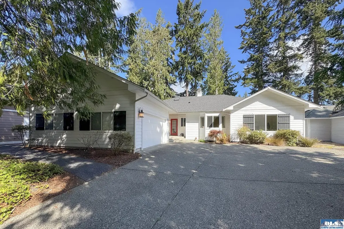 121 Harleman Drive, Sequim, WA 98382