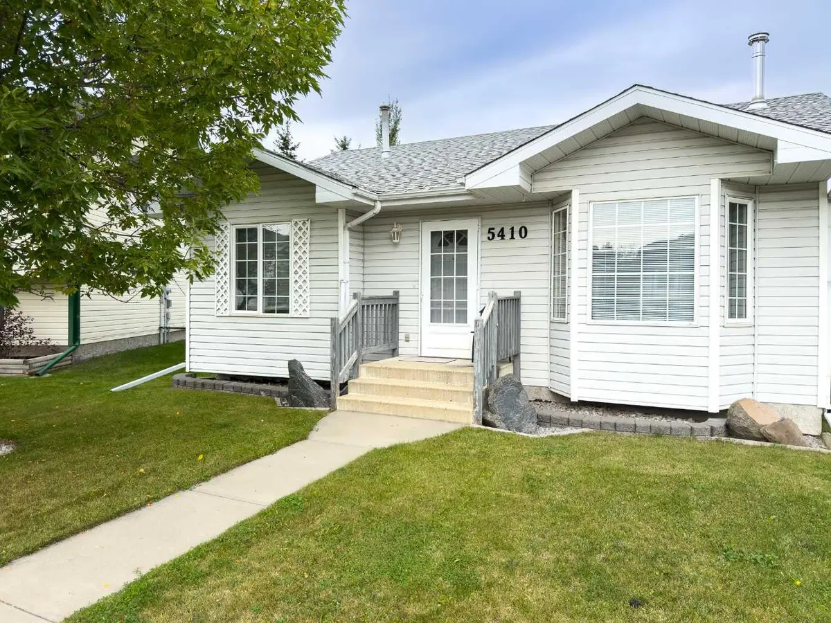 5410 61 Avenue Close, Rocky Mountain House, AB T4T 1N8