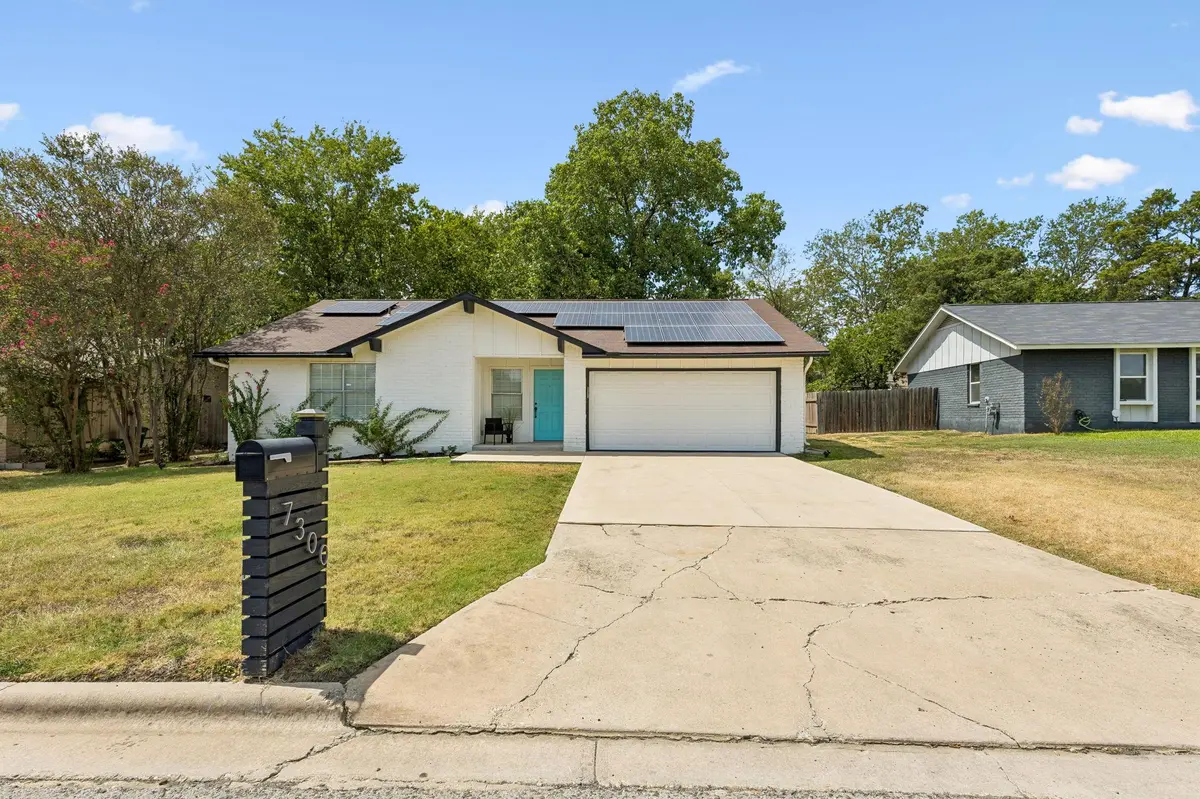 7300 Lazy Creek DR, Austin, TX 78724