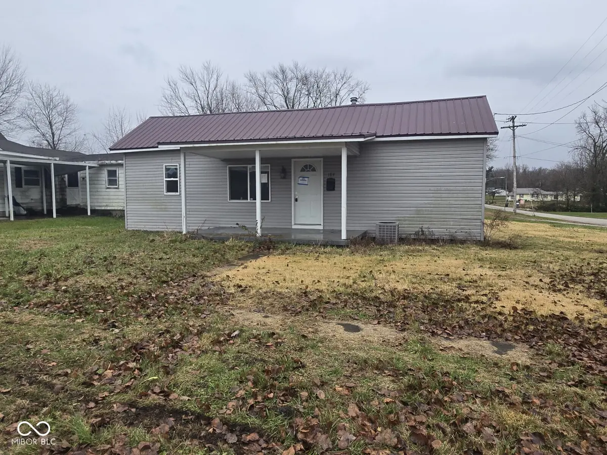 189 E ST SW, Linton, IN 47441
