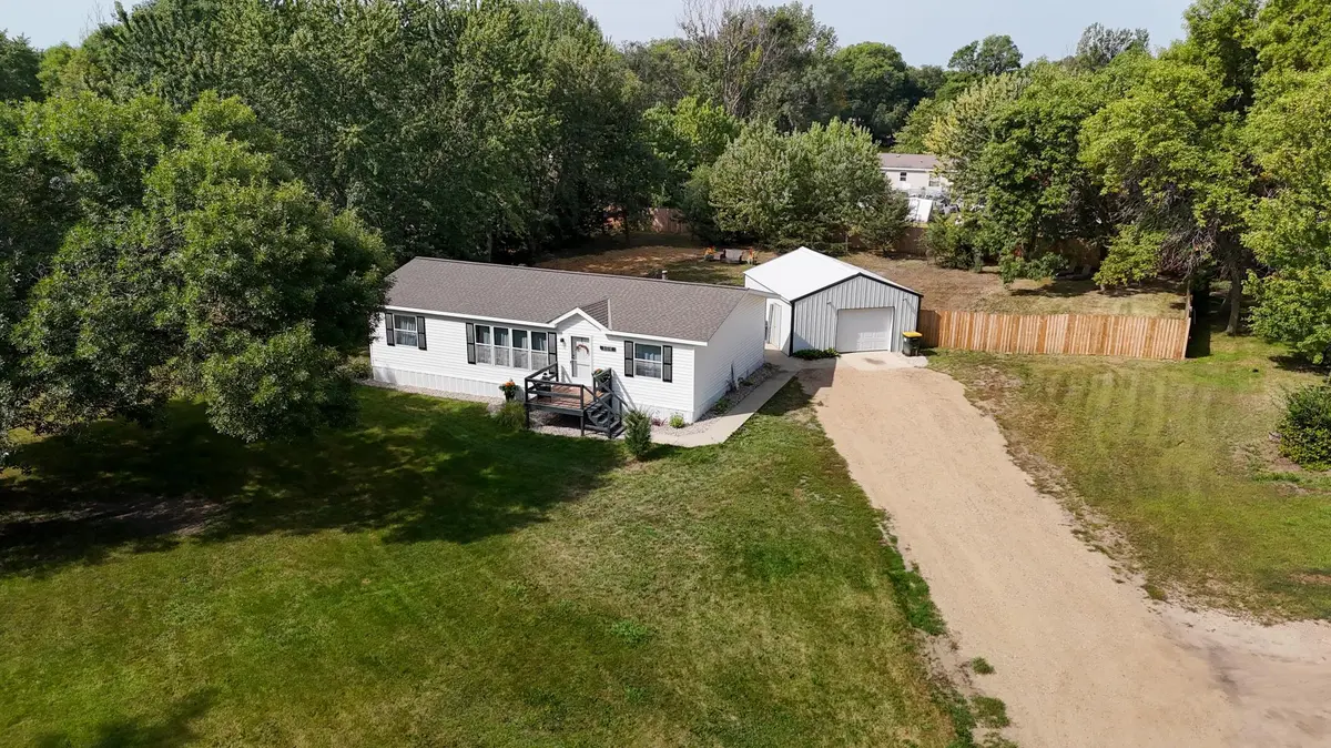 19394 63rd ST NE, New London, MN 56273