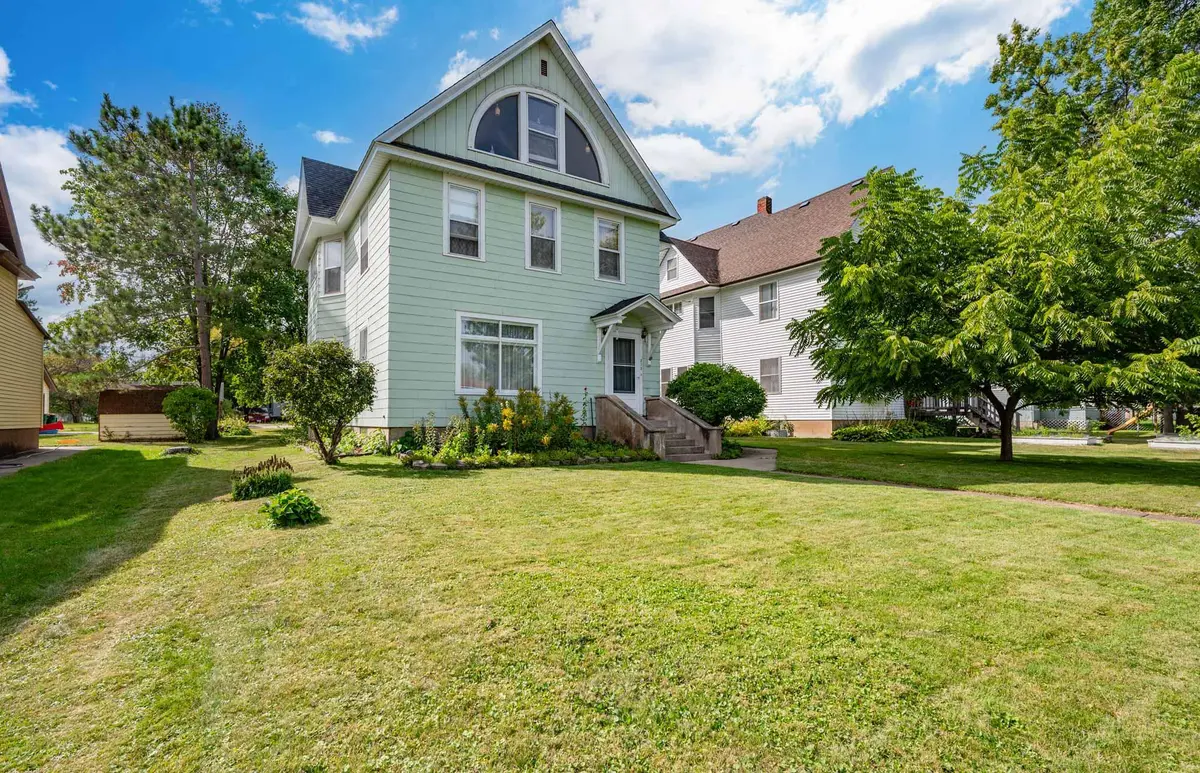 213 Sadie ST, Marble, MN 55764