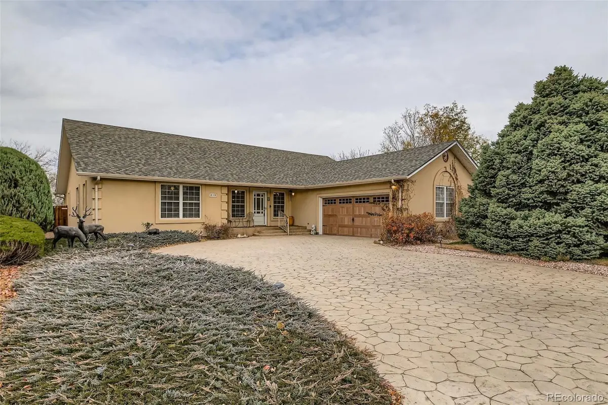 213 Elizabeth CT, Fort Lupton, CO 80621