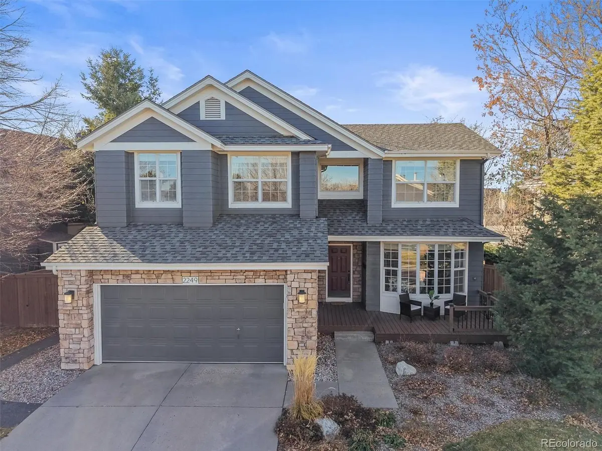 2249 Weatherstone CIR, Highlands Ranch, CO 80126