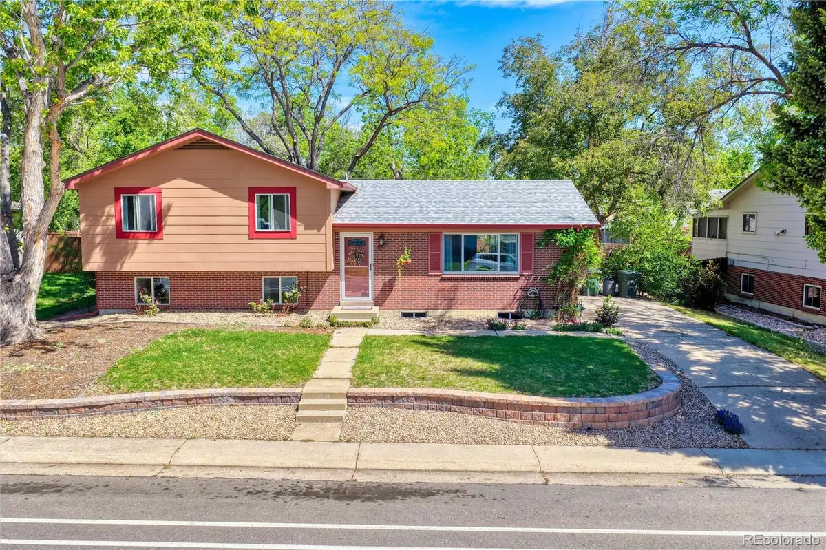 861 Phillips DR, Northglenn, CO 80233
