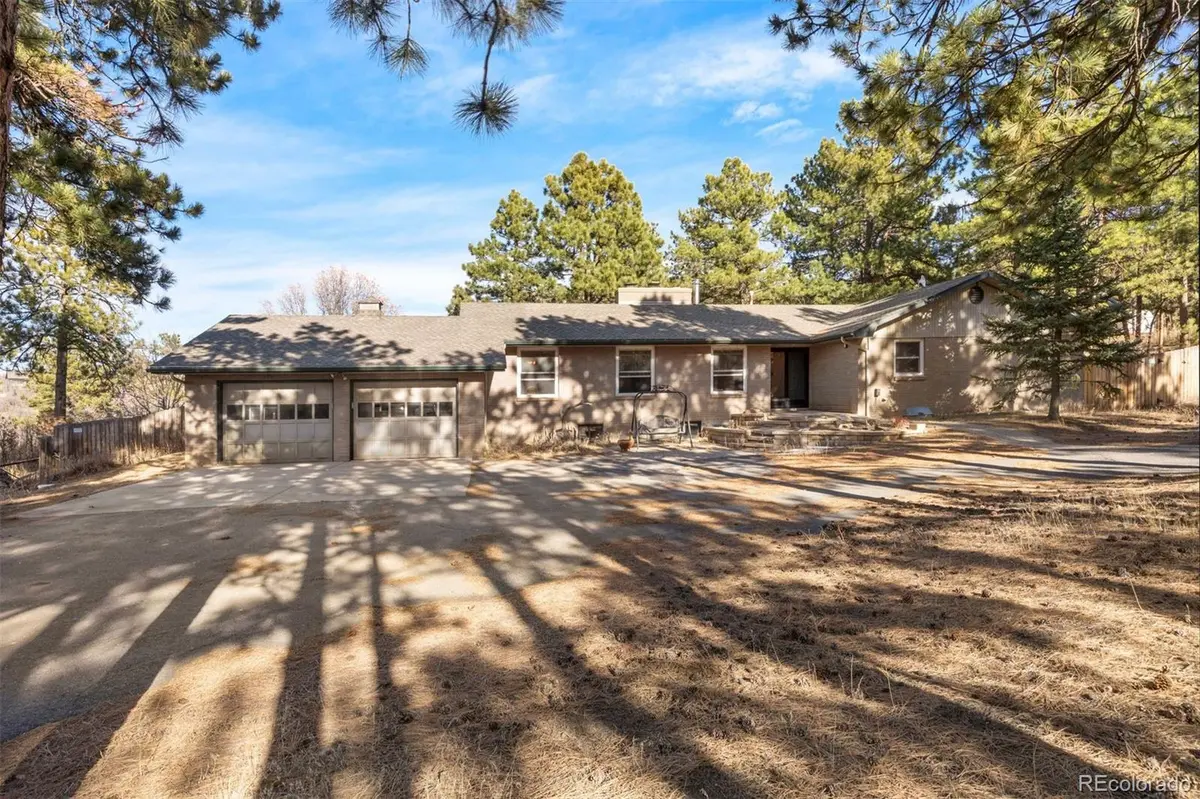 2399 Vista DR, Larkspur, CO 80118