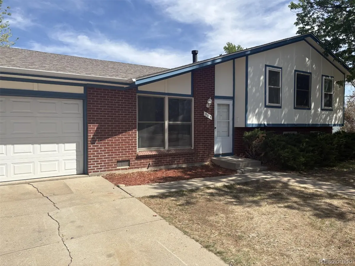 9315 W Girard PL, Lakewood, CO 80227