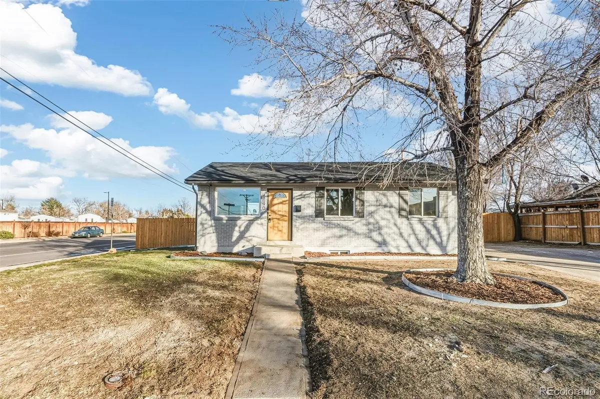 6890 Ivanhoe ST, Commerce City, CO 80022