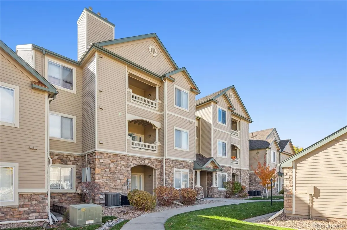 8369 S Independence CIR #305, Littleton, CO 80128