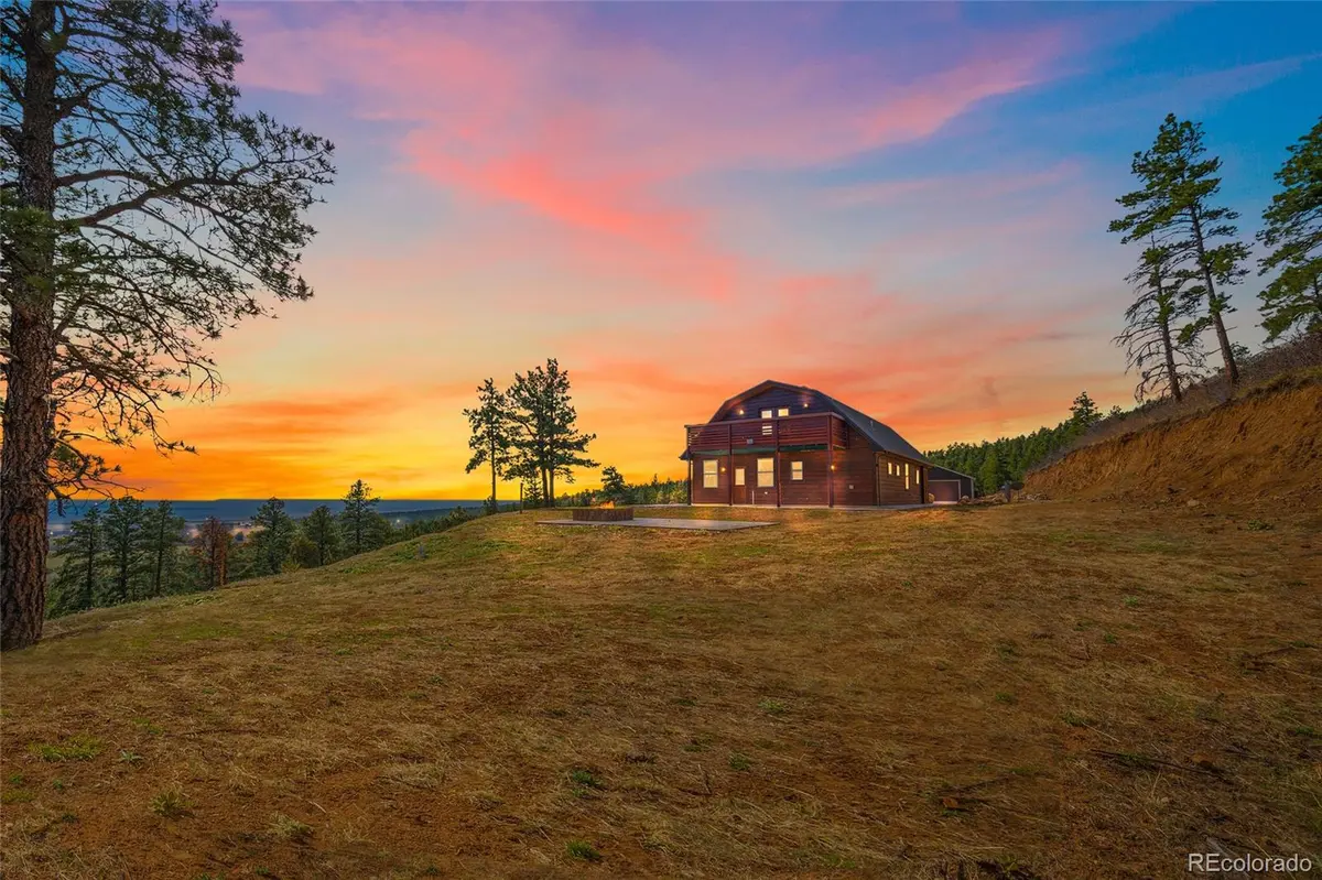 10739 Arnold LN, Rye, CO 81069