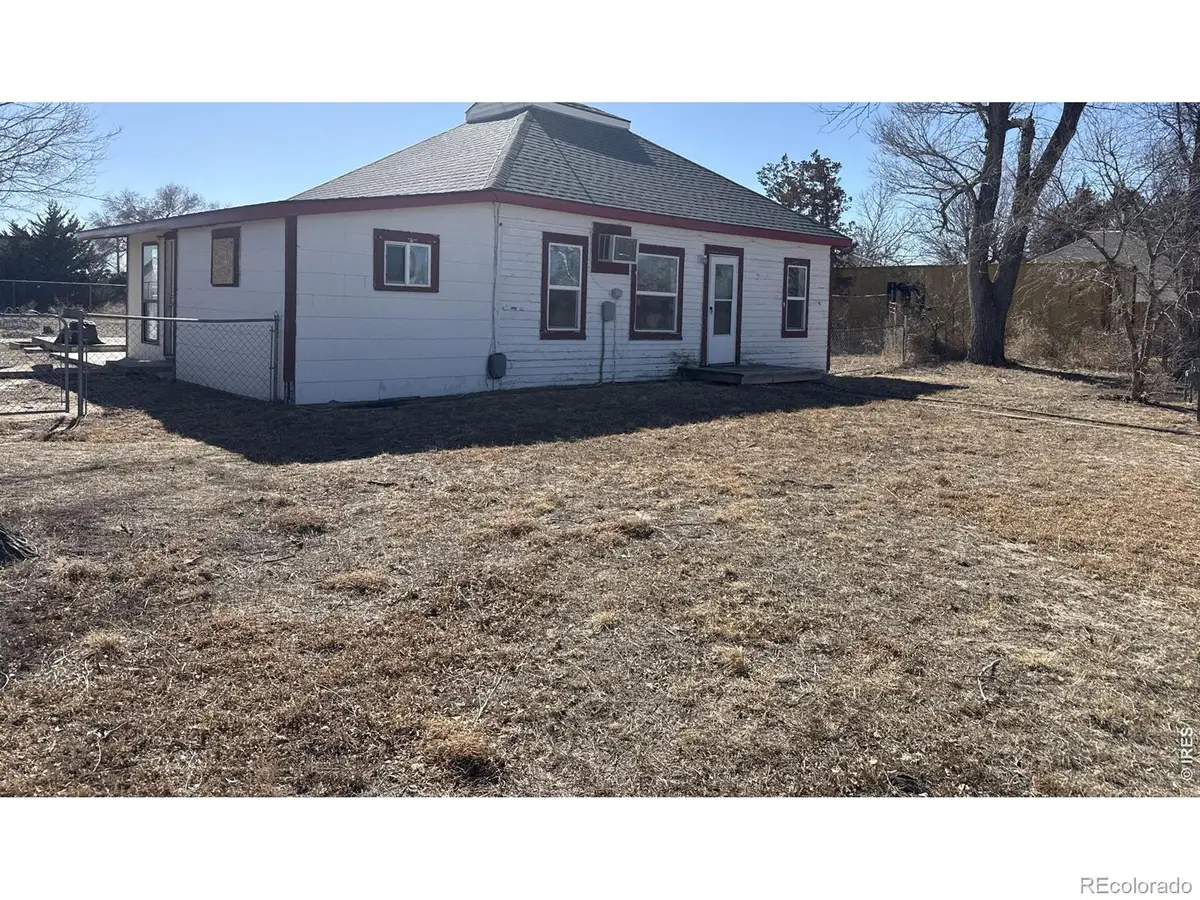 306 E Curtis ST, Eckley, CO 80727