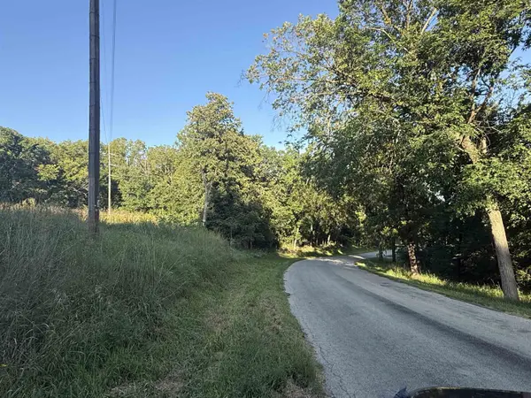4714 Longhollow Road, Galena, IL 61036