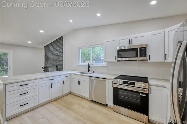 1540 Stafford DR, Canton Charter Township, MI 48188