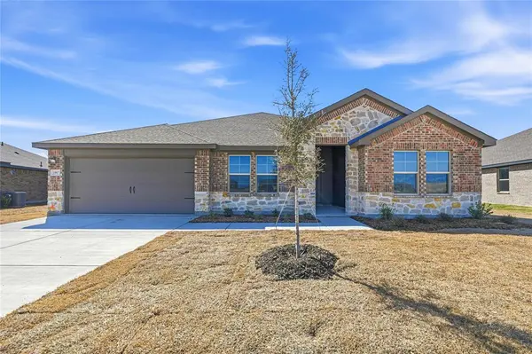 1907 Reveille Way, Terrell, TX 75160