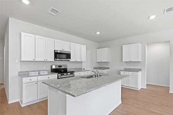 1907 Reveille Way, Terrell, TX 75160