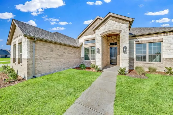 8335 Magnolia Court, Greenville, TX 75402
