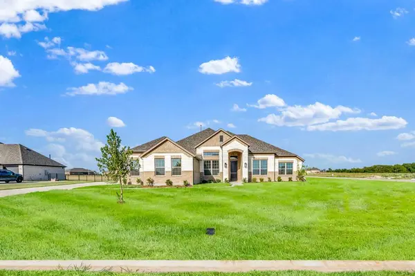 8335 Magnolia Court, Greenville, TX 75402