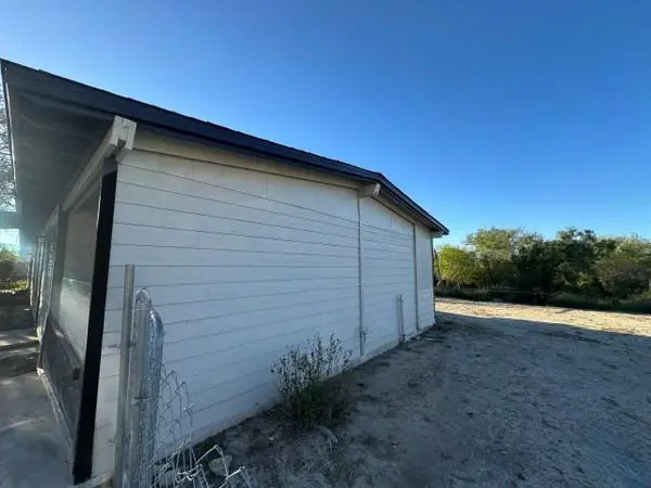 337-339 Long Drive, Del Rio, TX 78840