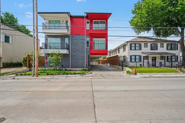 2217 N Fitzhugh Avenue #301, Dallas, TX 75204