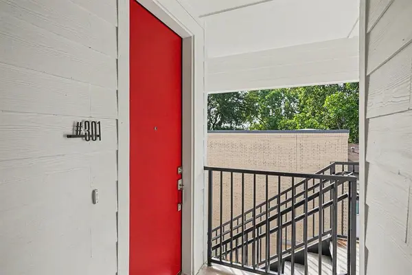 2217 N Fitzhugh Avenue #301, Dallas, TX 75204