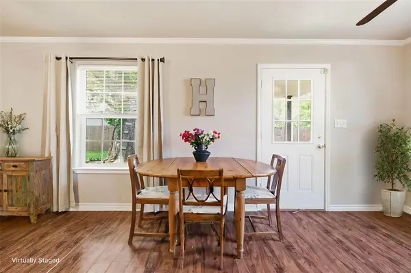 402 Robertson Street, Collinsville, TX 76233