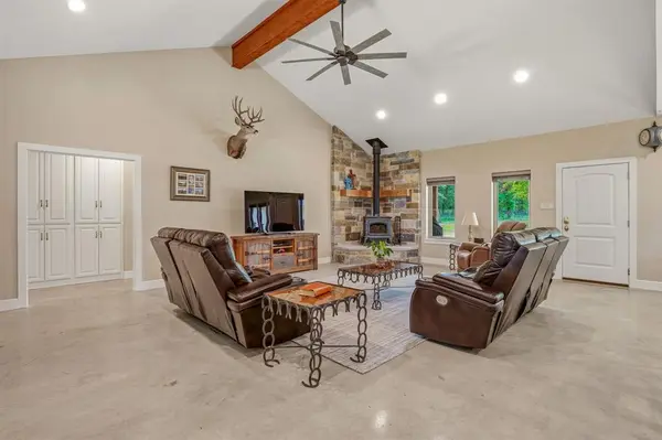6360 County Road 180, Stephenville, TX 76401