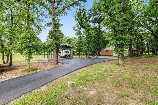 380 County Road 123, Gainesville, TX 76240