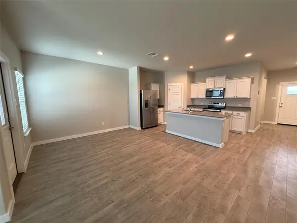 1600 Battery Park Drive, Alvarado, TX 76009