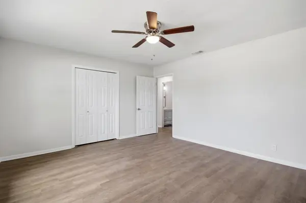 911 S Commercial Avenue, Coleman, TX 76834