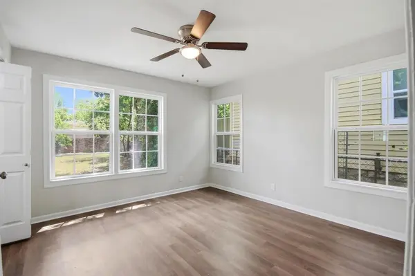 911 S Commercial Avenue, Coleman, TX 76834
