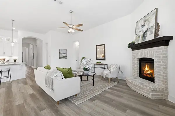 9521 Leisure Pace Lane, Oak Point, TX 75068